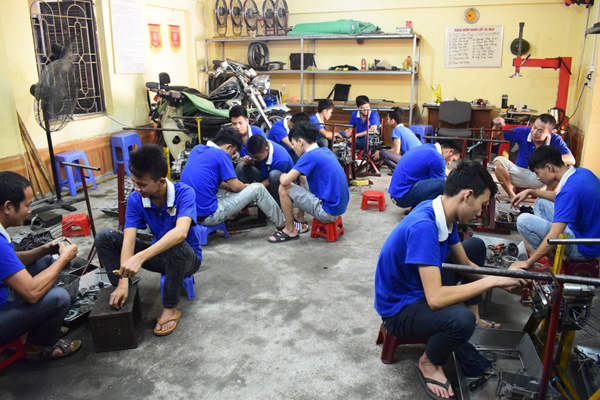 Tương lai nghề sửa chữa xe máy trong vài năm tới